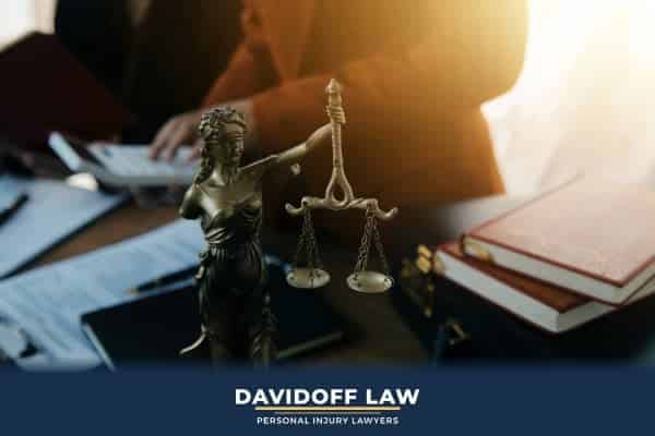 How an Experienced Slip and Fall Lawyer Strengthens Your Case